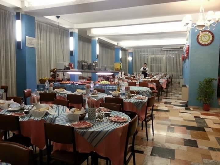 Hotel Pecci Ρίμινι Εξωτερικό φωτογραφία